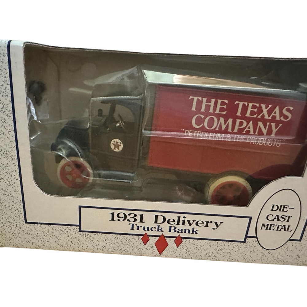 Texas Company 1931 Delivery Truck Bank - Red and Black